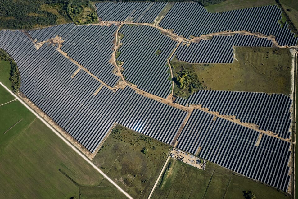 WiSo Engineeringu Lääneranna valda rajatud Kirikmäe päikesepargi võimsus on 77,5 MW.