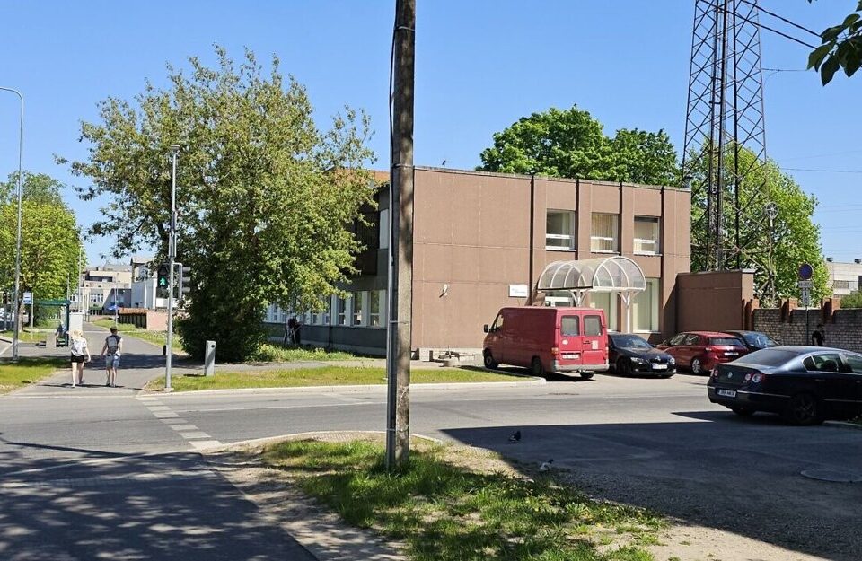 Narva Kerese tänava kinnistu, kus asub ka Viru Elektrivõrkude juhtimiskeskus.