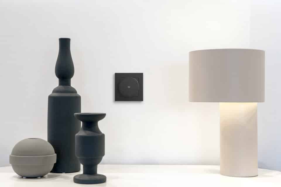 JUNGi uued tehnoloogiad muudavad elektripaigaldised nutikamaks ja energiatõhusamaks.