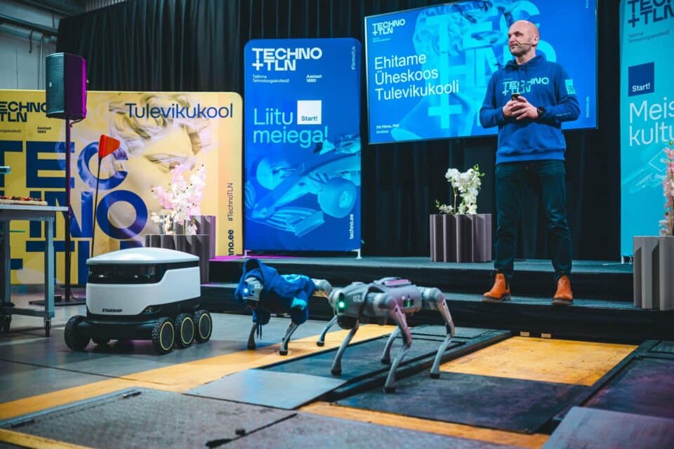 Suve lõpuks ühendatakse Ott Pärna juhitava Tallinna Tehnoloogiakolledži alla kokku Tallinna Lasnamäe Mehaanikakool, Tallinna Polütehnikum, Tallinna Tööstushariduskeskus ja Tallinna Ehituskool.