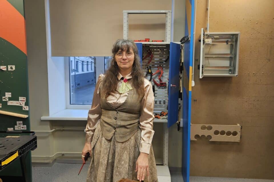 Tallinna Ehituskooli elektri õppesuuna juhtõpetaja Ingrid Knuut.