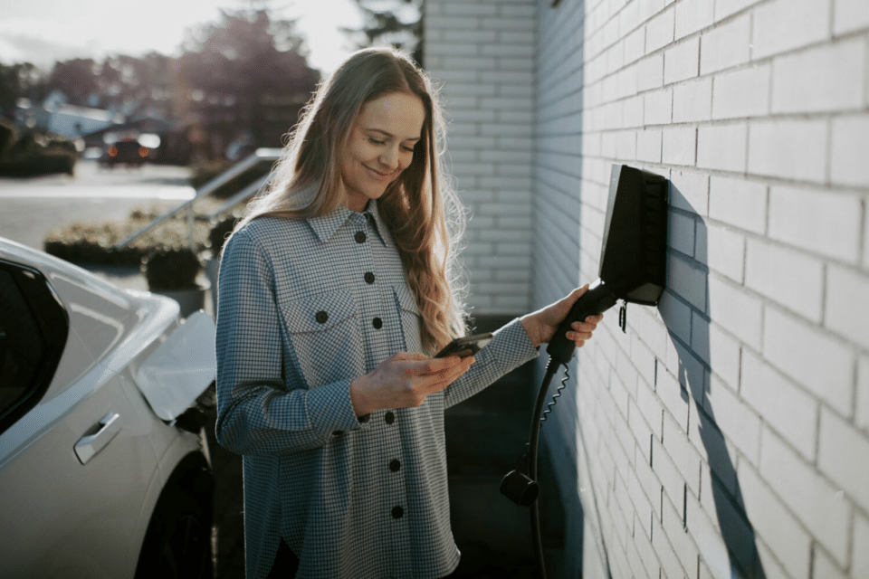Kodune laadimine on elektriauto omaniku jaoks üks olulisemaid valikuid – see mõjutab nii igapäevast mugavust kui ka laadimise hinda.
