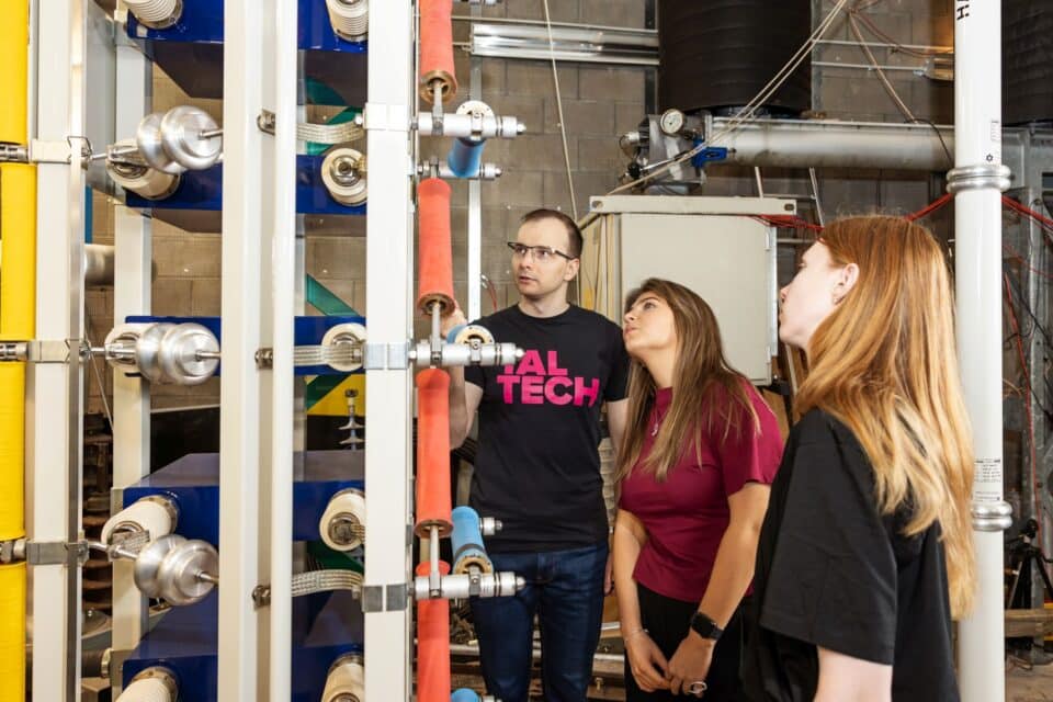 Taltechi elektri- ja energeetikainseneriks õppima pääsemiseks peab nüüd rohkem pingutama. Kevadel selgub, kui palju see kandideerijaid mõjutab.