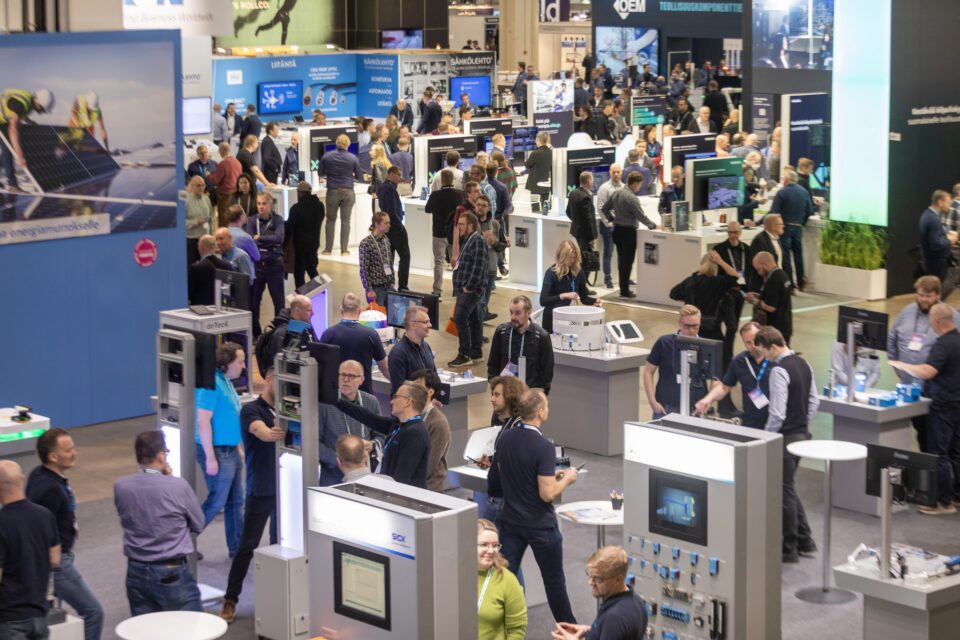 Sel aastal toimub Helsingis esimest korda puhtalt elektri- ja energeetikasektorile pühendatud mess, nimeks Sähkö–Electricity 26 (Elekter).
