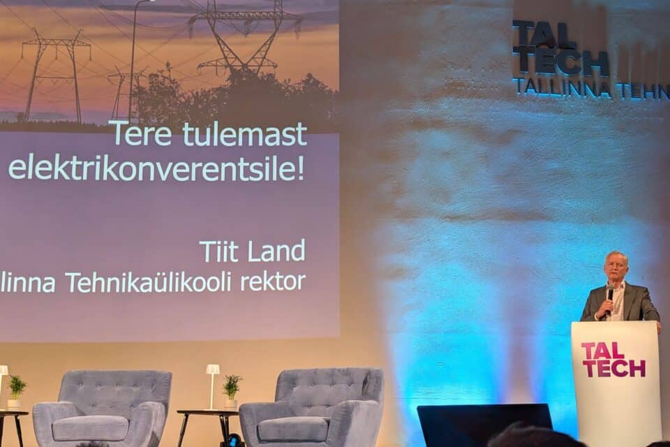 Tallinna Tehnikaülikooli rektor Tiit Land ütles avakõnes, et elektriajastu nõuab Eestilt liikumist allhankelt nutikate tehnoloogiate arendamisele ja teadmiste ekspordile.