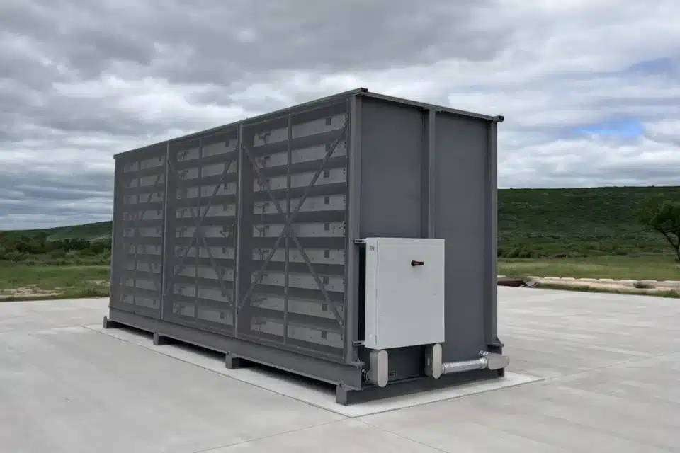 B2U Storage Solutionsi kasutatud akude konteiner, mis energiat salvestab, näeb välja selline.