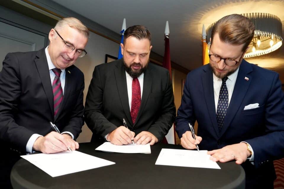 Balti energiaministrid allkirjastasid Riias ühisavalduse elektrisüsteemi kriitiliste reservseadmete jagamise kohta.