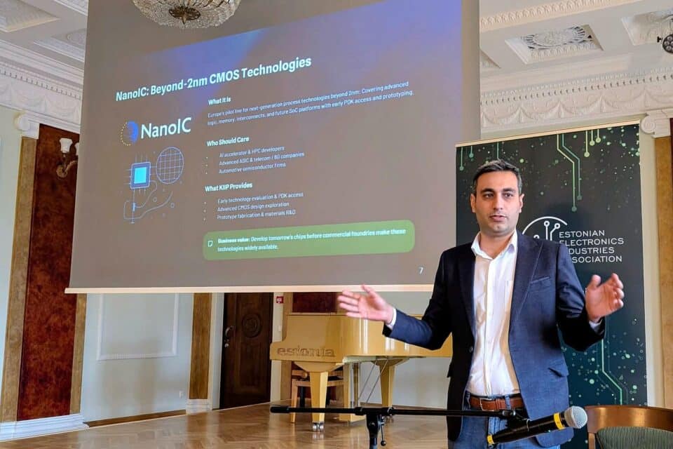 Eesti Kiibikeskuse esindaja Mohammad Eslami tutvustas Eesti Elektroonikatööstuse Liidu üldkoosolekul ettevõtetele kiibidisaini ja rahvusvahelise koostöö võimalusi.