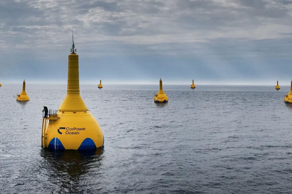 Rootsi CorPower Oceani lainenergia muundur C4 on nüüd "pangaküps" tehnoloogia.