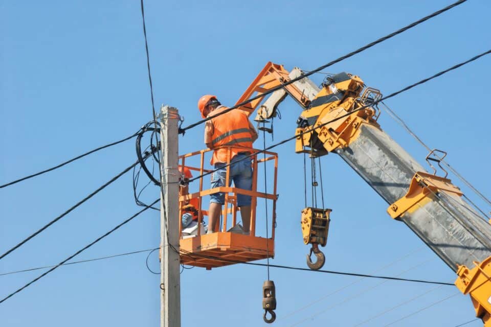 Analüüsi järgi on Elektrilevi võrgu põhirisk ilmastikutundlikus keskpingevõrgus. Pilt on illustreeriv.